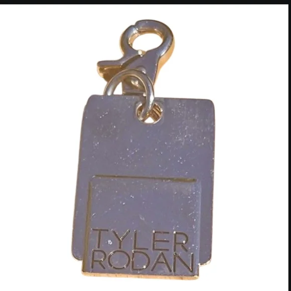 CHOOSE ONE! Michael Kors, FOSSIL;TEGNILLO;TYLER RODAN;  BAG CHARMS / KEYCHAINS - Picture 5 of 7